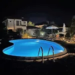 Rada, Bay View Apartment